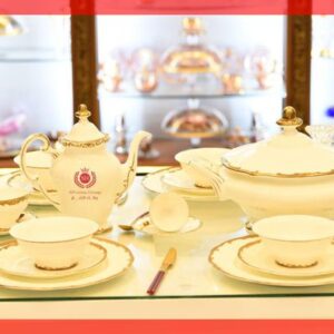 Alternative view of طقم سفرة وايمر ألماني 112 قطعة